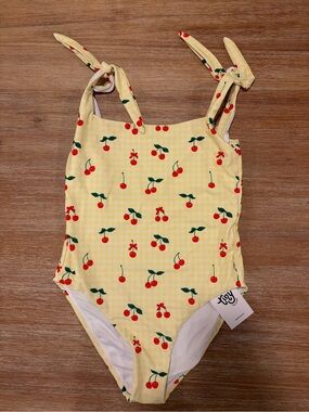 Super cute Women’s TALULAH Yellow Gingham Very Cherry bathing suit NWT.